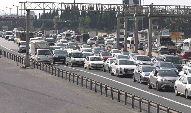 Kurban Bayramı tatilinin başlamasıyla TEM'de yoğunluk oluştu