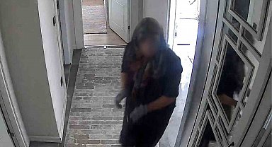 Kurbanlık parası çalındı: Şüpheli eldiven giyidi ama kamera detayını unuttu