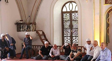 Kurşunlu Camii'nde gönüller engel tanımadı