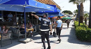 Kuşadası'nda plajlarda "sıfır işgaliye" denetimi sıklaştı