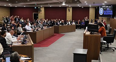 Kütahya Belediye Meclisi'nde 'Kesin Hesap Kararı' reddedildi