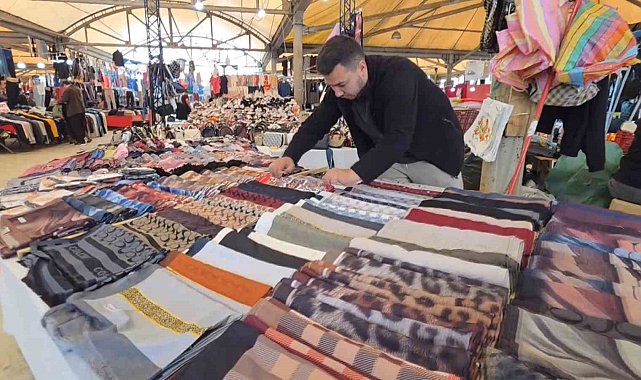 Kütahya'da 'Bayram pazarı' hareketliliği başladı