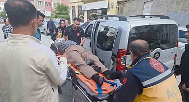 Kütahya'da direksiyon başında rahatsızlanan sürücü kaza yaptı