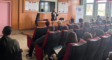 Kütahya'da fen lisesi öğrencilerine avukatlık mesleği tanıtıldı