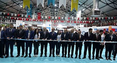 Malatya'da İpekyolu Kariyer Fuarı kapılarını açtı