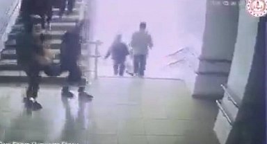 Malatya'da öğrencilerin deprem tahliyesi kamerada