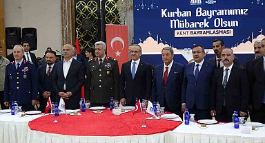 Malatya'da resmi bayramlaşma töreni düzenlendi