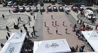 Manisa'da 11 Togg'lu 'Engel yok' mesajı