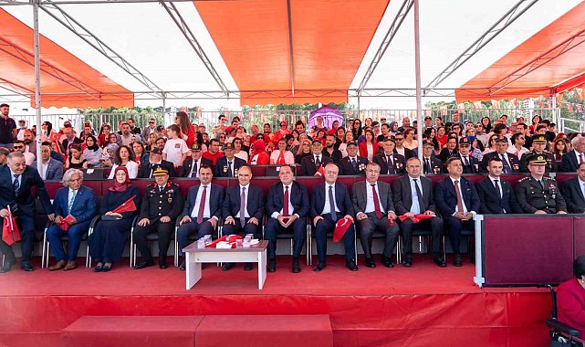 Manisa'da 19 Mayıs coşkuyla kutlandı