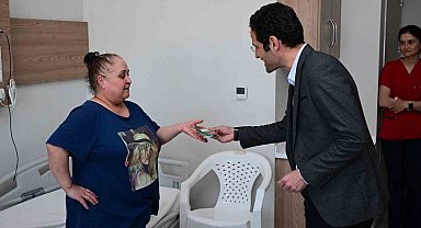 Manisa'daki hastalara mesir macunu dağıtıldı