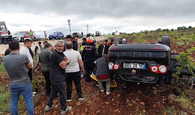 Mardin'de otomobil devrildi: 1 ölü, 2 yaralı
