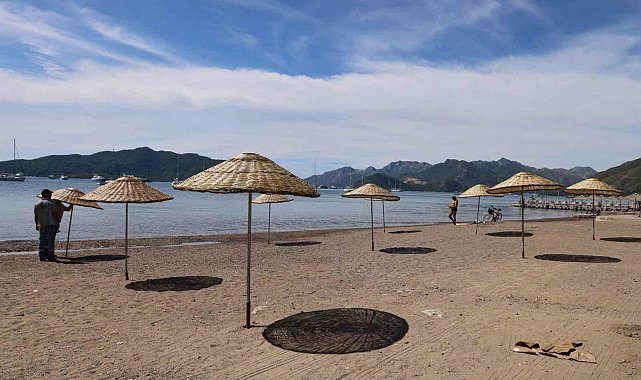 Marmaris'te halk plajları sezona hazırlanıyor