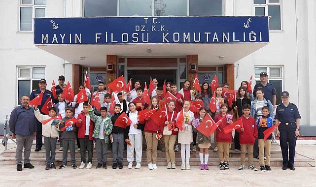 Mayın Filosu Komutanlığı kapılarını ortaokul öğrencilerine açtı