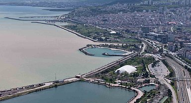 Mayıs yağmurları Karadeniz'i çamura boyadı