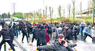Mecidiyeköy'de izinsiz yürüyüşe polisten müdahale