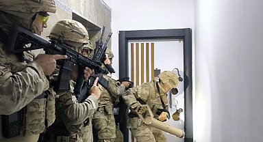 Mersin merkezli 7 ilde yasa dışı bahis operasyonu: 28 tutuklama