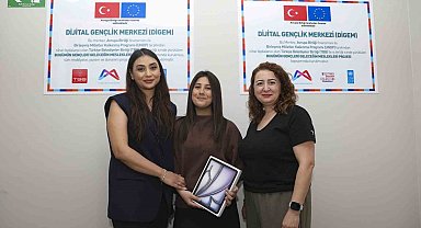 Mersin'de DİGEM öğrencisinden Türkiye ikinciliği başarısı