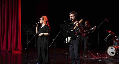Mersin'de LGS öğrencilerine moral konseri