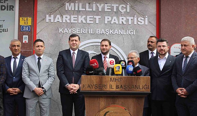 MHP'de bayramlaşma