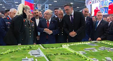Milli Savunma Bakanı Yaşar Güler, SAHA EXPO'da sergilenen teknolojileri inceledi
