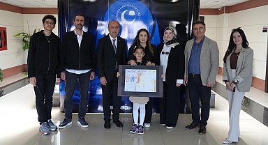 Minik ressamdan büyük başarı