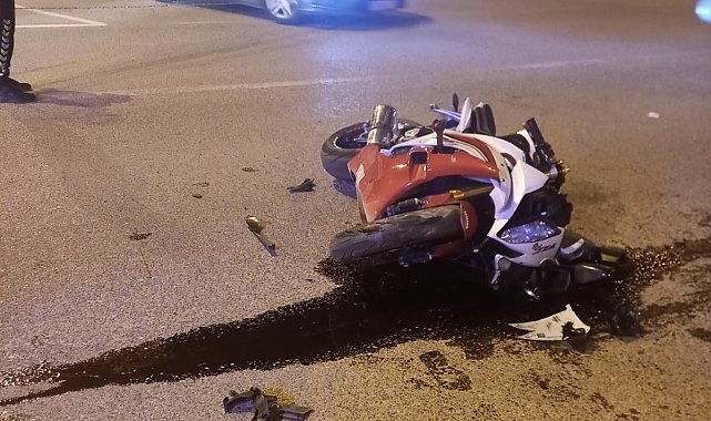 Motosiklet ile otomobil çarpıştı: 1 yaralı