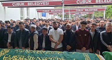 Motosiklet kazasında hayatını kaybeden genç futbolcu son yolculuğuna uğurlandı