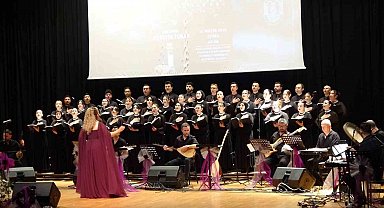 MSKÜ'de 'Birliğimiz dirliğimiz türkülerimiz' konseri beğeni topladı