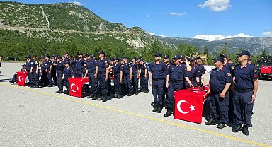Muğla'da 29 özel birey bir günlüğüne asker oldu