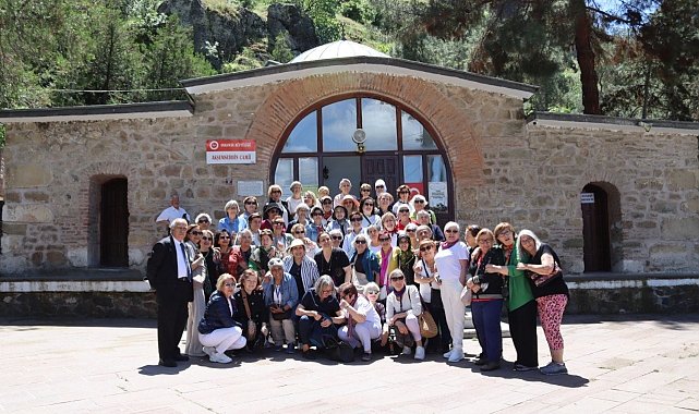 Nenehatun mezunları yarım asır sonra "dünyanın merkezi" Çorum'da buluştu
