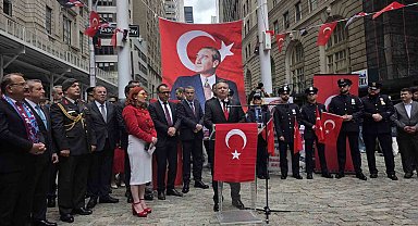 New York'ta mehter gösterisine büyük ilgi