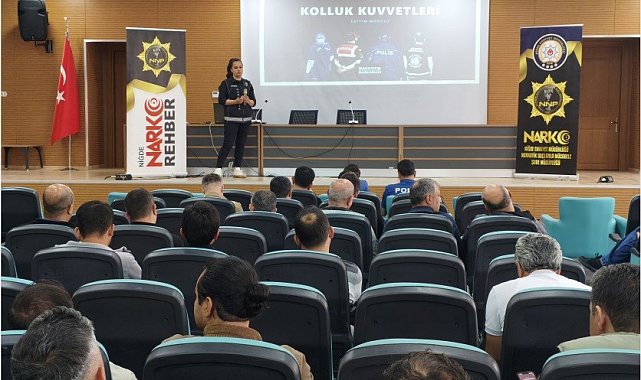 Niğde'de polisten narkotikle mücadelede bilgilendirme çalışmaları