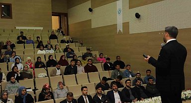 NÖHÜ'de 'Vakıf Kuran Kadınlar' anlatıldı