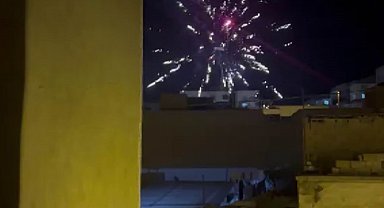 Nusaybin'de gece yarısı patlatılan havai fişekler tepki çekti