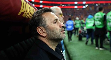 Okan Buruk, ligdeki şampiyonluk sayısını 5'e çıkardı