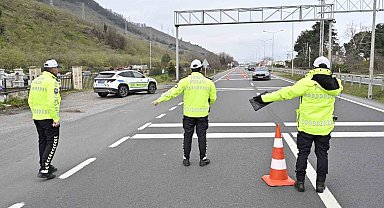 Ordu'da bir haftada 15 binden fazla araç ve sürücüsü denetlendi