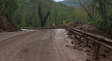 Ordu'da heyelan nedeniyle kapanan yol ulaşıma açıldı