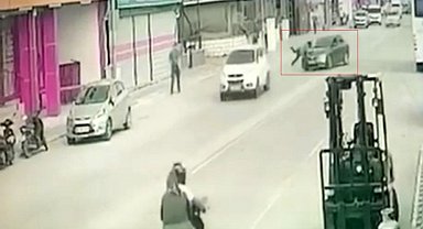 Osmaniye'de otomobilin çarptığı kadın yaralandı