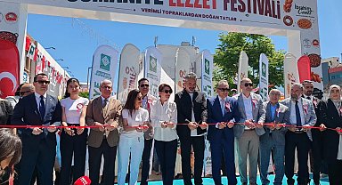 Osmaniye'de "3. Lezzet Festivali" kortej yürüyüşüyle başladı