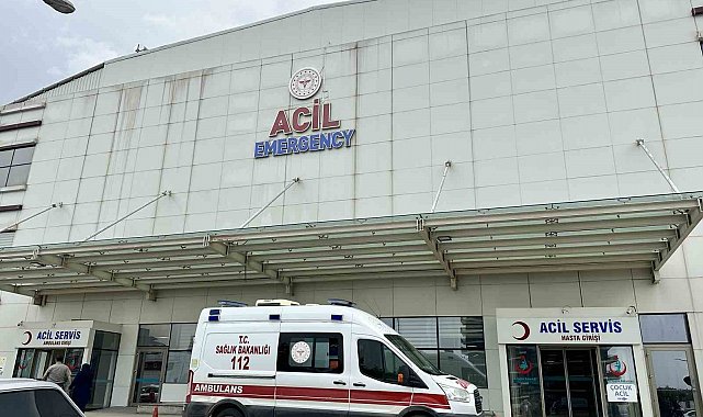 Özel halk otobüsünün altına giren motosiklet sürücüsü hayatını kaybetti
