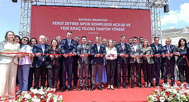 Özgür Özel, İzmir'de Ferdi Zeyrek Spor Kompleksi'nin açılışına katıldı