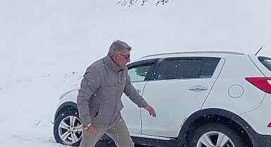 Palandöken geçidinde kar ve tipi etkili oluyor