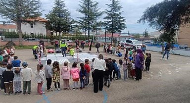 Pazaryeri'nde trafik bilinci küçük yaşta başladı