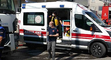 Pendik'te çıkan yangın korkuttu: 1 kişi dumandan etkilendi