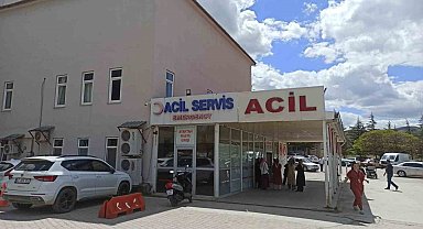 Polis memuru eşini ayaklarından vurdu