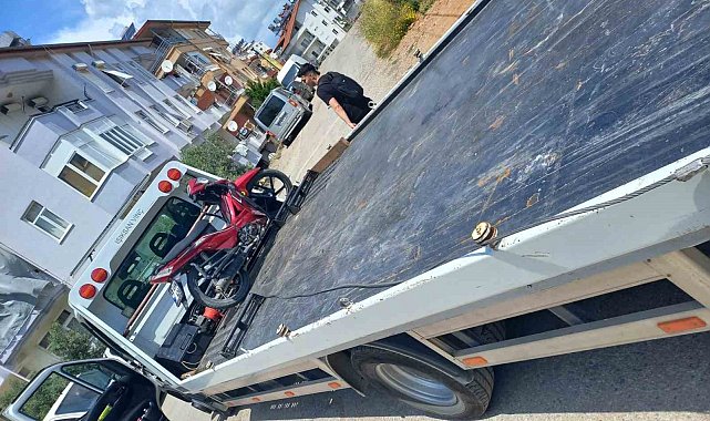 Polisin plakalı neden kapattın sorusuna "Ceza yazıyorlar" cevabını verdi