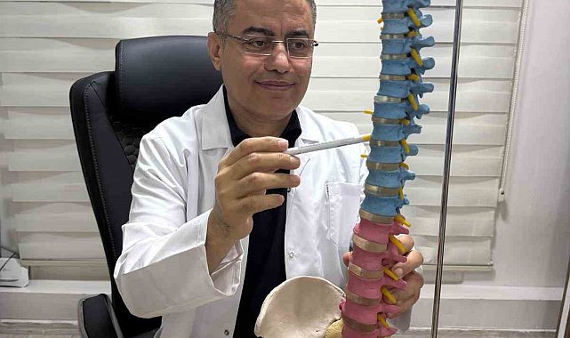 Prof. Dr. Koca: "Manuel Terapi" ile ameliyatsız tedaviyi anlattı
