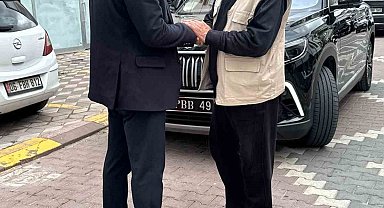 Pursaklar Belediye Başkanı Çetin, vatandaşlarla bayramlaştı
