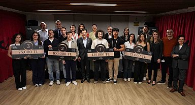 "Fikirleriyle Işıldayan" bin 30 takım bizz@kampüs'ün 15. yılında GODIVA için yarıştı