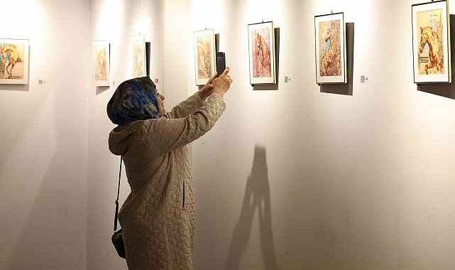"Hat İzinde" sergisi Bağcılar'da sanatseverlerle buluştu